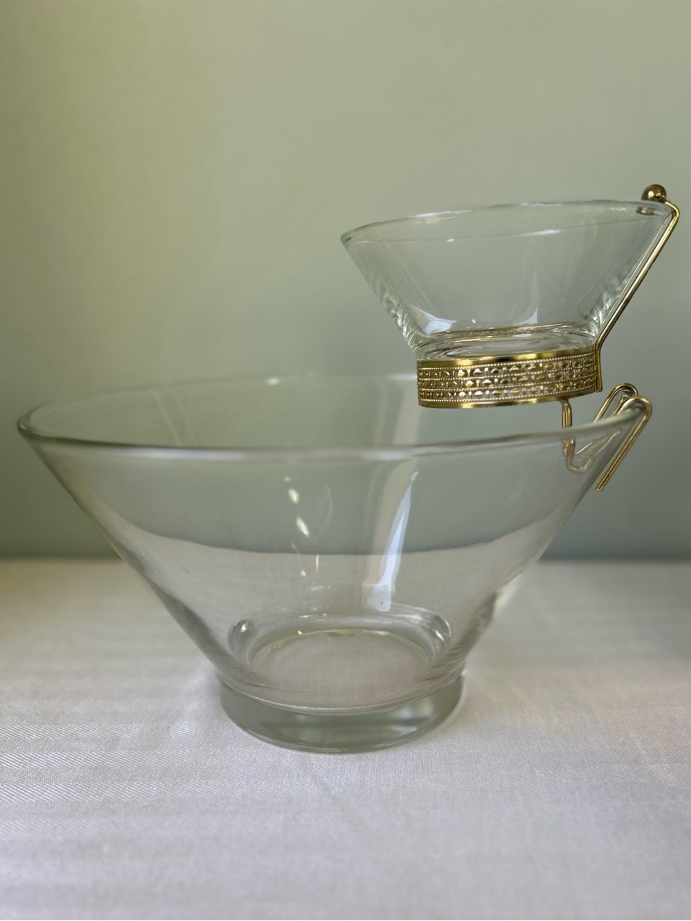 Anchor Hocking Clear Glass Serving Bowl with Gold Accent Cup